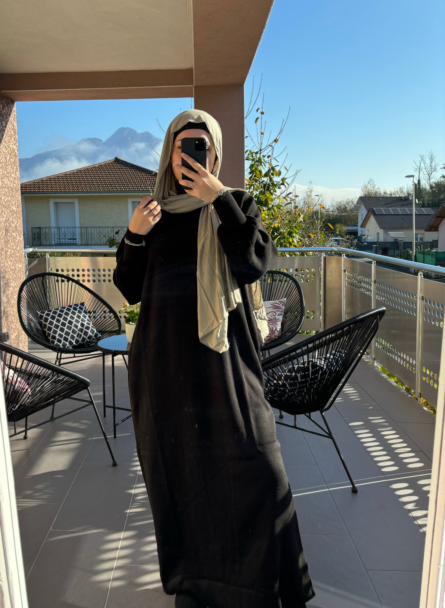 Robe Lady